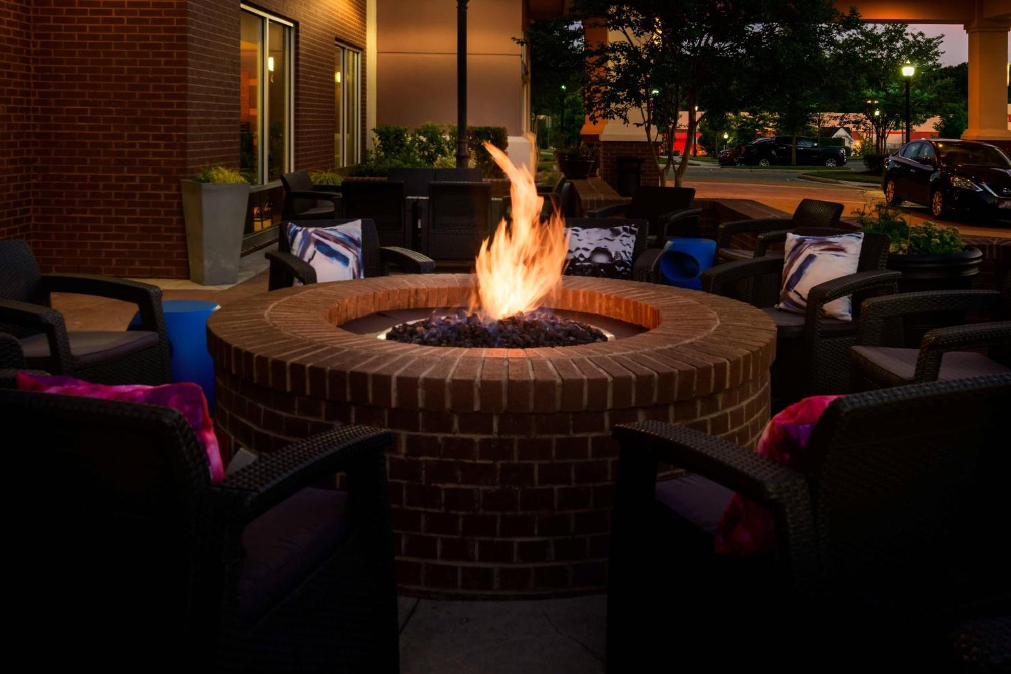 Springhill Suites Durham Chapel Hill Bagian luar foto